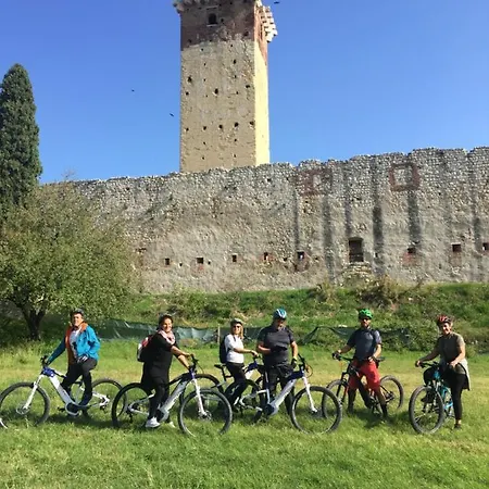 בית חווה Agriturismo Macole Fattoria Con Spuntini ורונה
