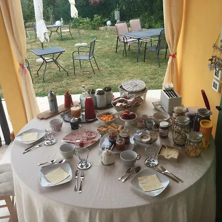 Agriturismo Macole Fattoria Con Spuntini בית חווה *
