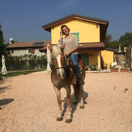 Agriturismo Macole Fattoria Con Spuntini בית חווה