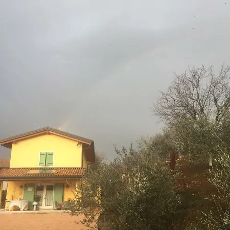 בית חווה Agriturismo Macole Fattoria Con Spuntini *