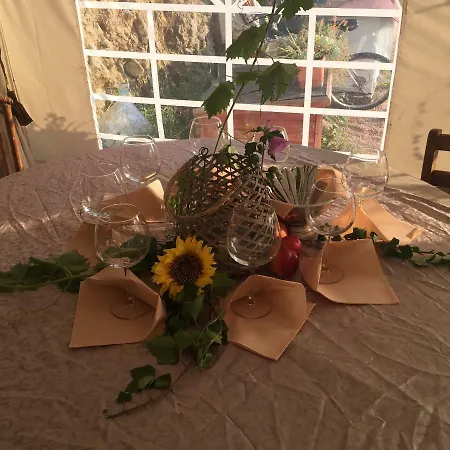Agriturismo Macole Fattoria Con Spuntini בית חווה *